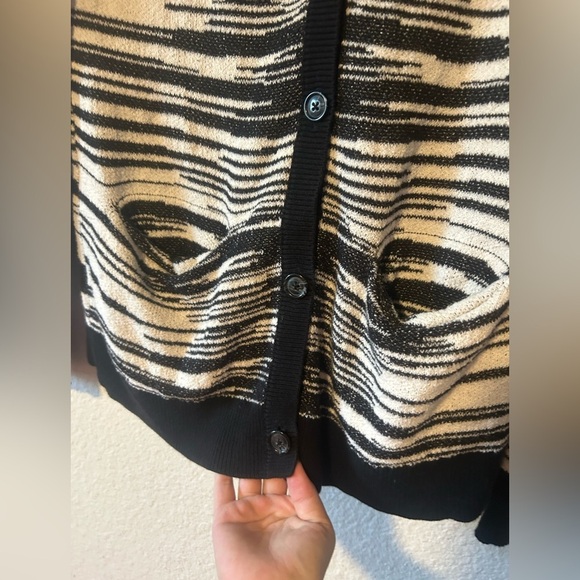 Anthropologie Staring at Stars Black & White Cardigan V Neck Large Fall Cozy - Picture 10 of 13